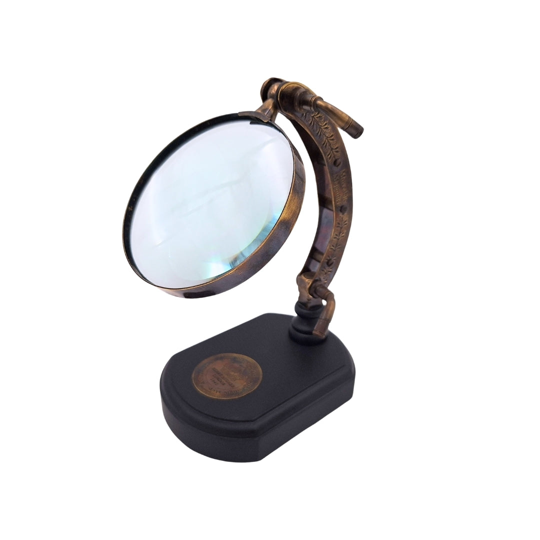 Elegant magnifying glass on a wooden base with adjustment, customizable engraving, perfect as a gift, height 20 cm, 10 cm magnifying glass, brass frame and arm