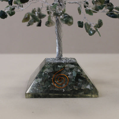 Magiczne Drzewko z Kamieniami Moss Agate na Organitowej Bazie