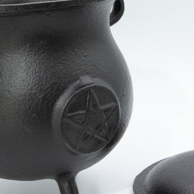Mocný litinový kotlík s pentagramem 23x18 cm, 4500 g