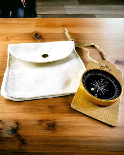 Busolă Compactă de Navigație cu Finisaj Metalic – Un Must-Have pentru Fiecare Călător, cu gravură