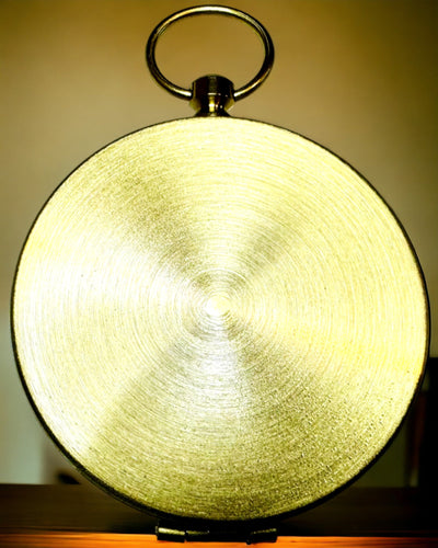 Ретро-стиль Навігаційний Компас – Портативний і Точний Інструмент для Визначення Напрямку для Мандрівників і Дослідників. Гравірування, персоналізація.