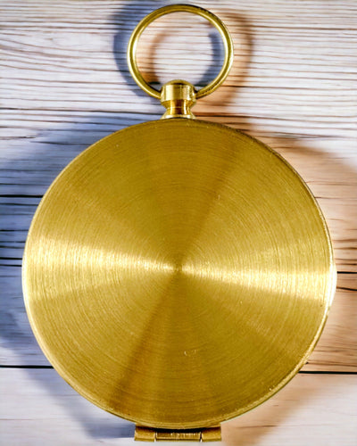 Busolă din Alamă Rezistentă la Apă cu Efect de Strălucire - Esențial pentru Drumeții și Camping, personalizare cu gravură