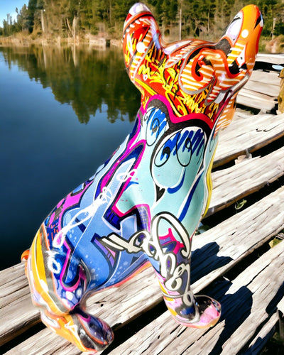 Figurină Bulldog Francez Realizată Manual în Stil Street Art cu Opțiune de Gravare