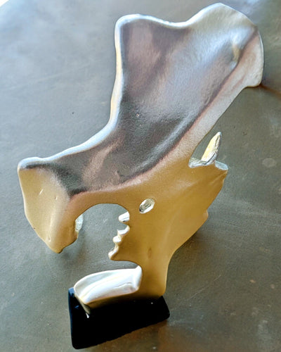 Фігурка "Елегантність у Камені" колір срібний - Декоративна з Опцією Гравірування, 2 розміри на вибір