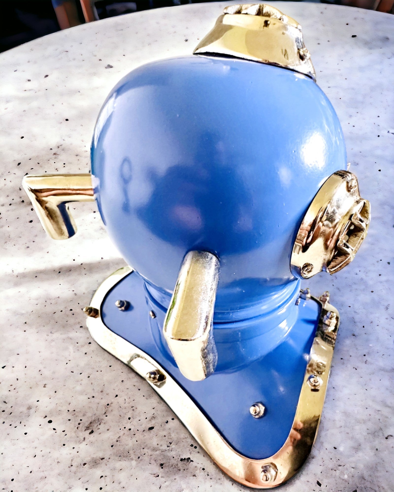Deep Explorer's Helmet - Collector's Edition with Engraving Option