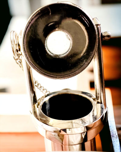 ТРОСТИНА ДЛЯ ХОДЬБИ З РУЧКОЮ З ФУНКЦІЄЮ ПІДЗОРНОЇ ТРУБИ – ЕЛЕГАНТНА І МОДНА, 95 СМ - капітанський "Navigator's Crest"