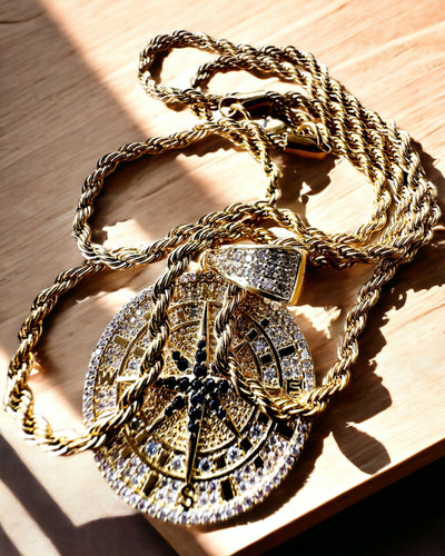 Necklace with Compass Pendant in Glamour Style with Zirconia for Women and Men - gold color, engraving