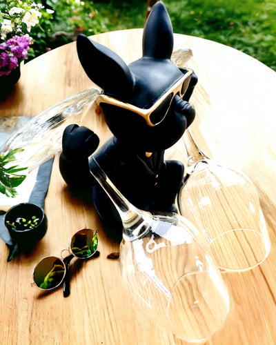 Фігурка Bulldog Elegance - Ексклюзивний тримач для келихів, можливість персоналізації гравіюванням