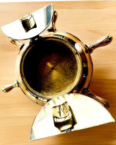 Mosazný Kapitánský Popelník - možnost personalizace jako dárek gravírováním, ručně vyrobený