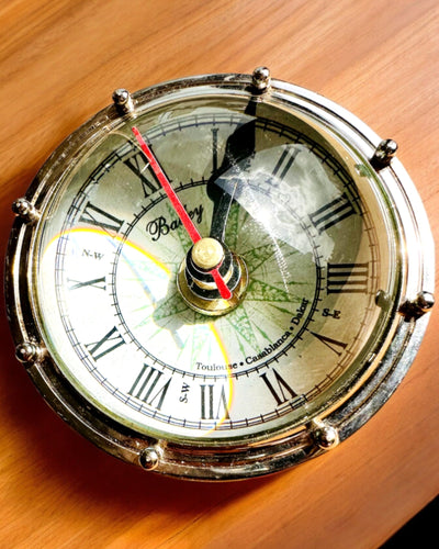 Bailey Compass Clock - Ceas Elegant cu Motiv de Busolă cu Posibilitate de Gravare