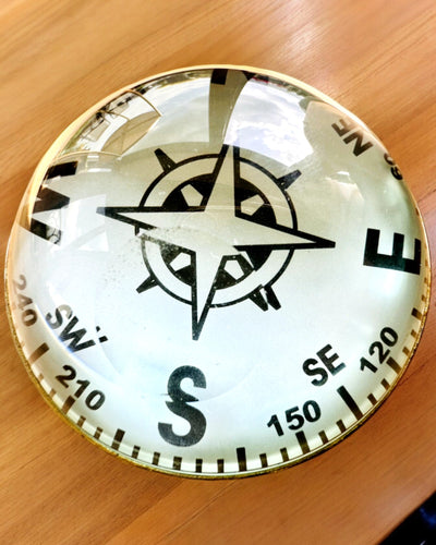 Bailey Compass Clock - Ceas Elegant cu Motiv de Busolă cu Posibilitate de Gravare