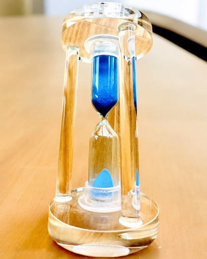 Přesýpací hodiny „Blue Elegance”, 10 cm vysoké, odměřují 10 minut času
