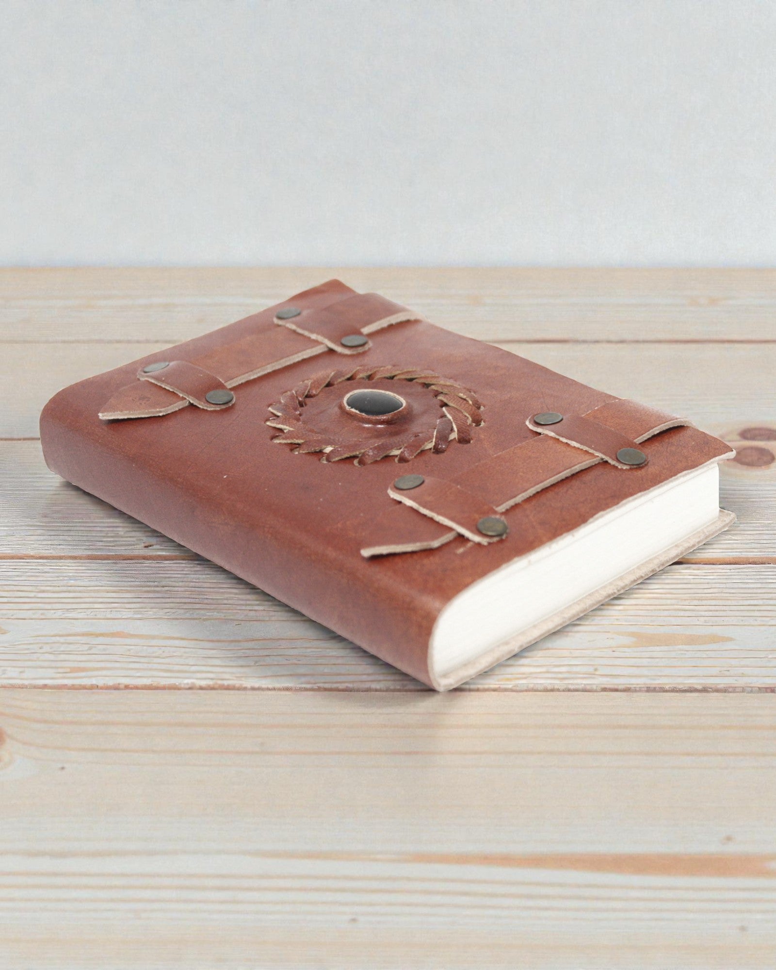 Шкіряний «Чорний онікс» із ремінцями, записник 15×10 см