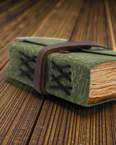 Green Maze Vintage – kožený zápisník s uměle zestárlými listy 12,7 × 8,9 cm