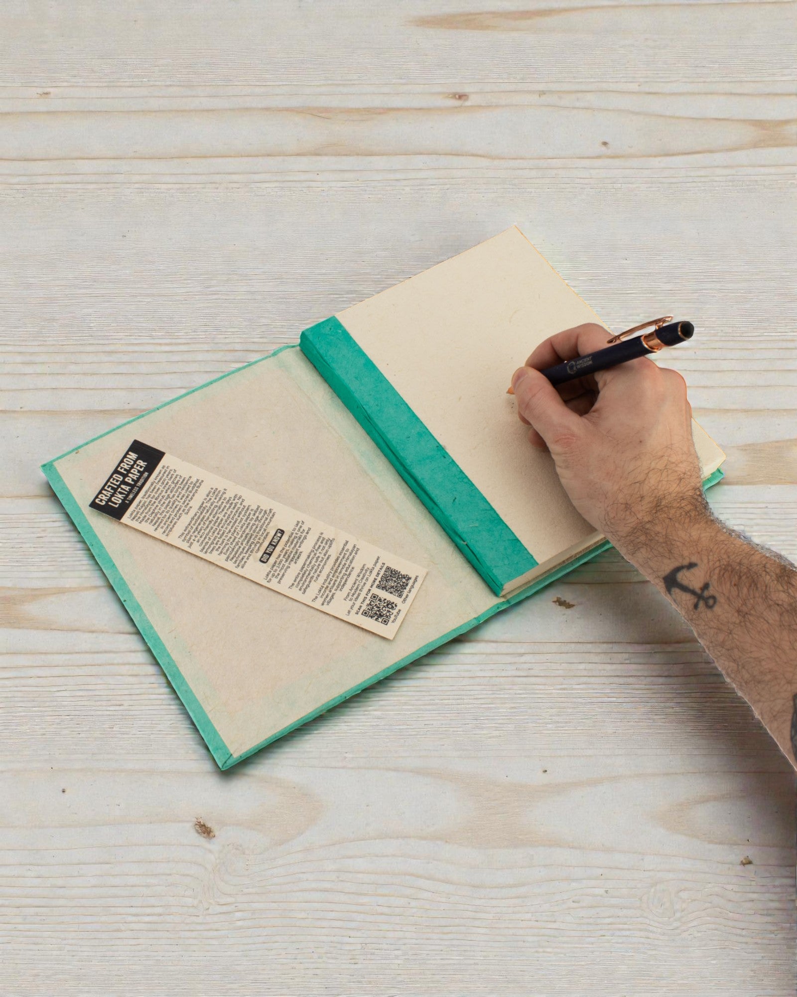 Umělecký zápisník Lokta Mozaika – mini kachličky tyrkysové (45 listů, 21 x 15 cm)