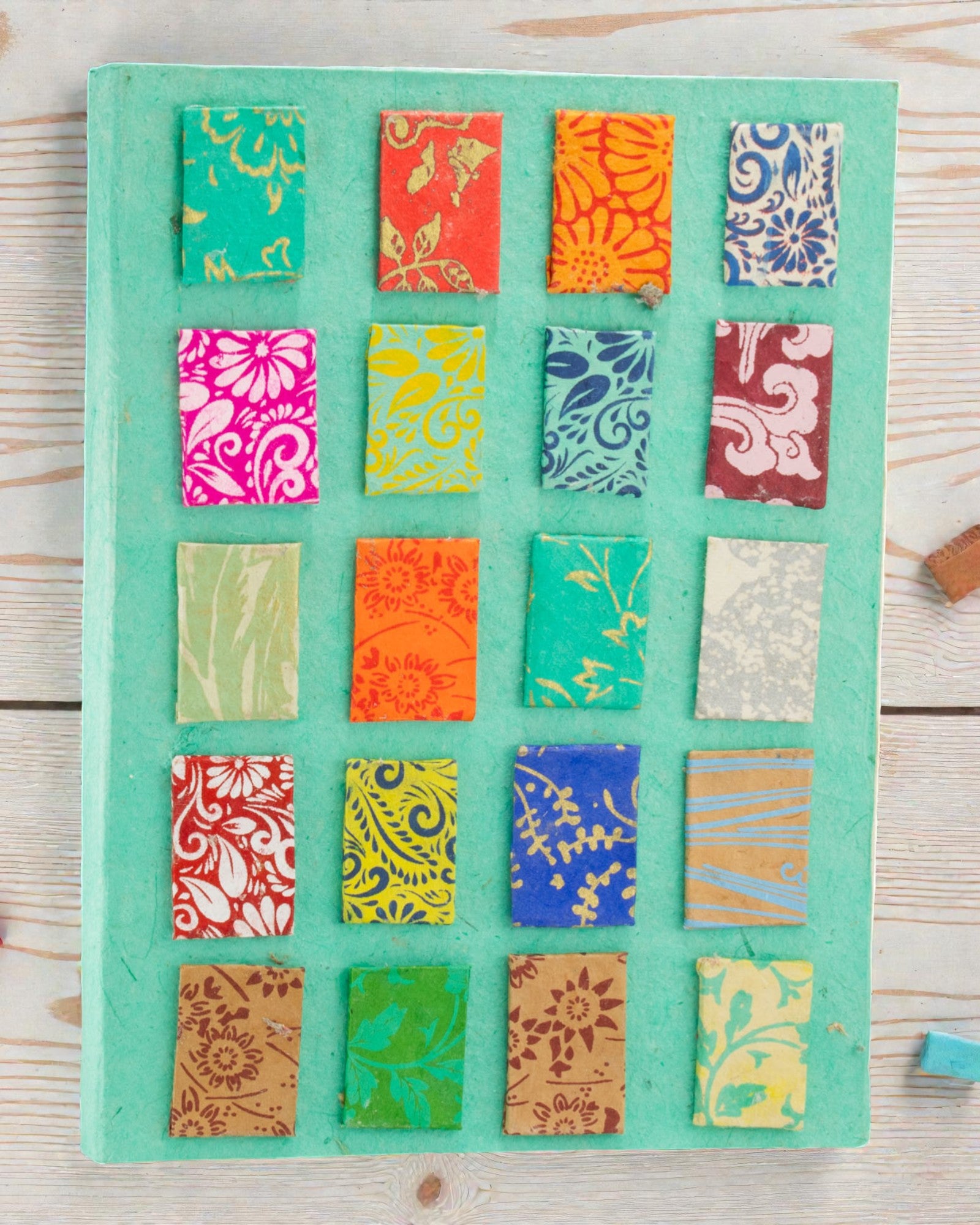 Umělecký zápisník Lokta Mozaika – mini kachličky tyrkysové (45 listů, 21 x 15 cm)