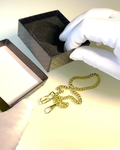 Exkluzivní Kapesní Hodinky ve Stylu Steampunk s Viditelným Mechanismem na Ciferníku - Klasická Elegance