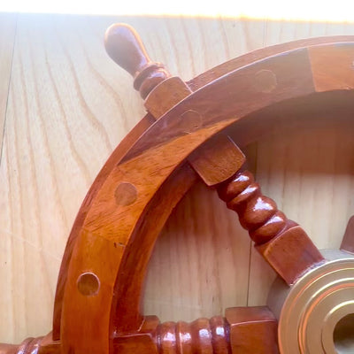 Wooden Ship's Wheel with Brass Insert and Slot for Wedge - Diameter 30 cm - Perfect Gift with Personalized Engraving Option - Nautical and Retro Style