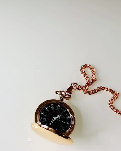 Zegarek Kieszonkowy w Klasycznym Stylu – Różowe Złoto, Elegancja Vintage