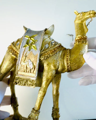 Statuetka Poutník Pouště Dekorativní Velbloud z Pryskyřice s Možností Gravírování