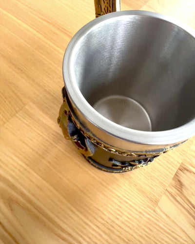 Karnawałový korbel Válečníka - 600 ml, 16 cm výška, možnost personalizace gravírováním jako dárek