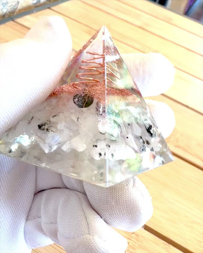 Енергетична пірамідка оргонітова "Copper Harmony"