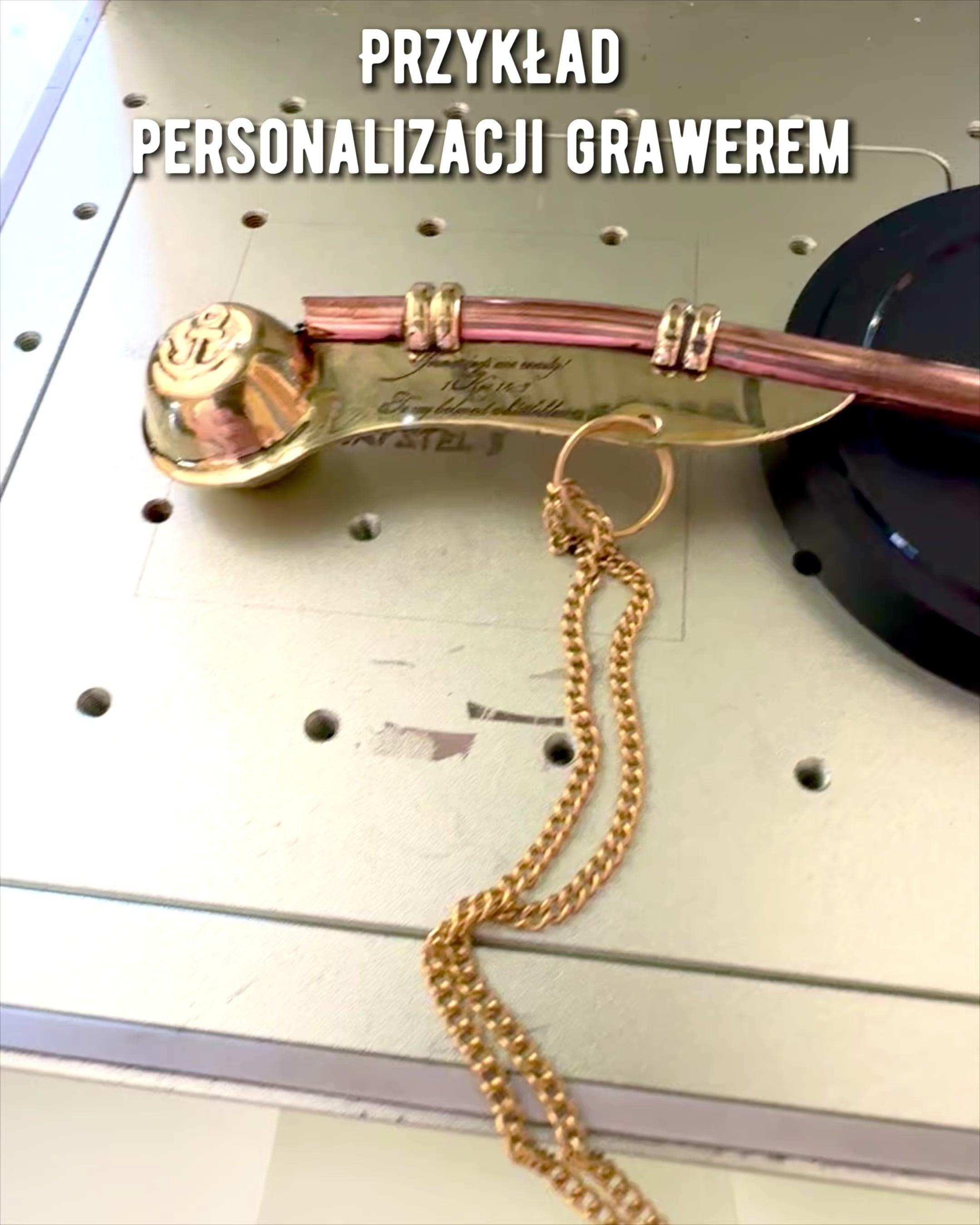 Píšťalka „Elegance Zvuku” - možnost personalizace gravírováním