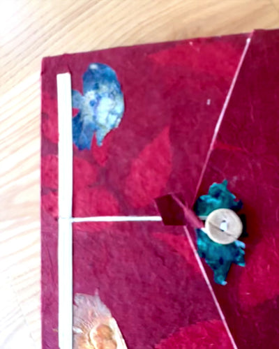Caiet de notițe artistic Lokta Ruby Bloom – Flori îndrăznețe (45 de file, 21 x 15 cm)