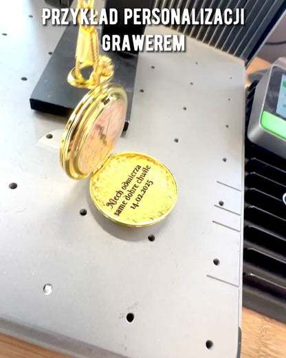 Ceas de buzunar de culoare aurie în stil retro cu posibilitate de gravare