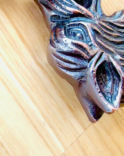 Laska Spacerowa Wolf - Indyjskie Drewno Mango z Możliwością Grawerowania, brązowy złote zdobienia